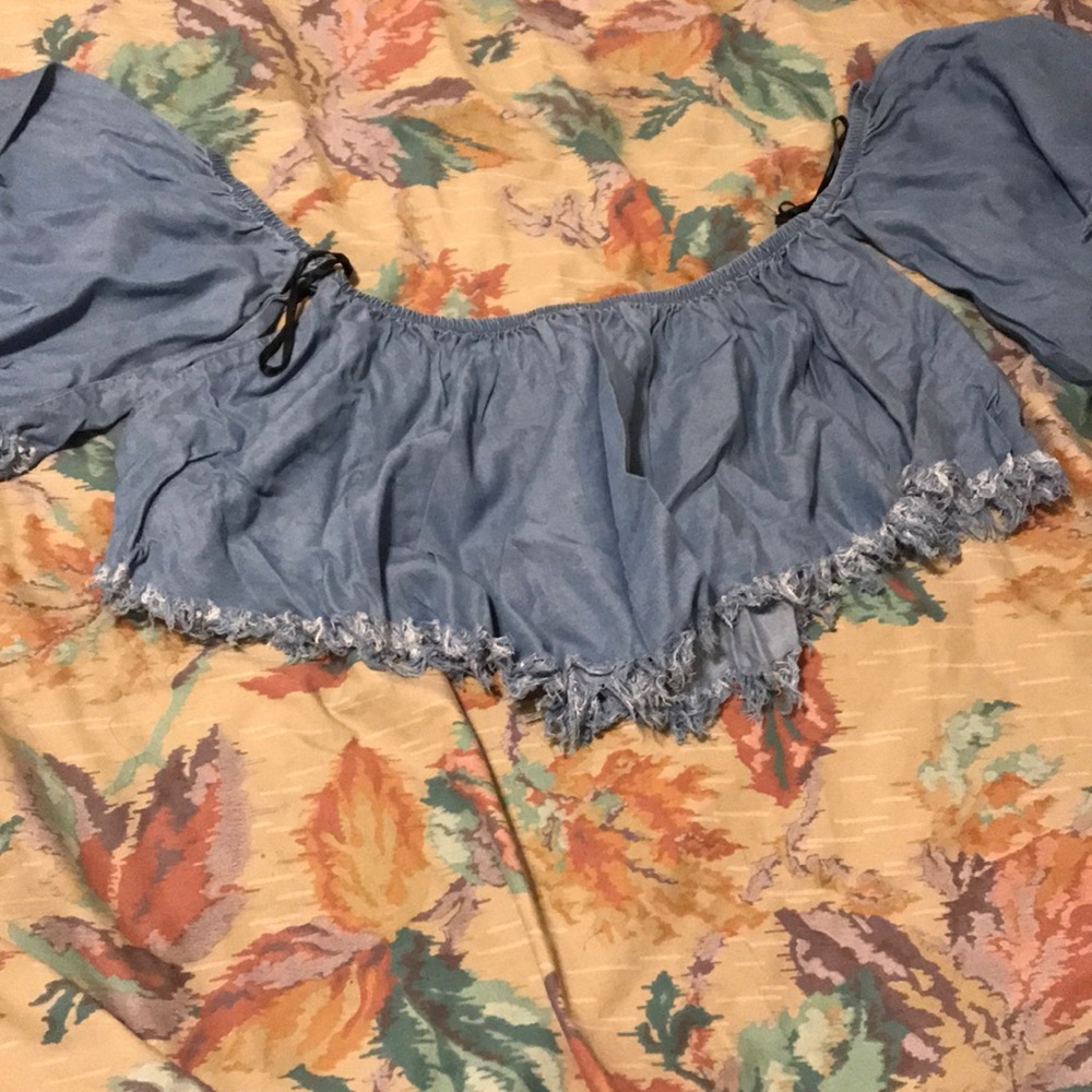 Crop top